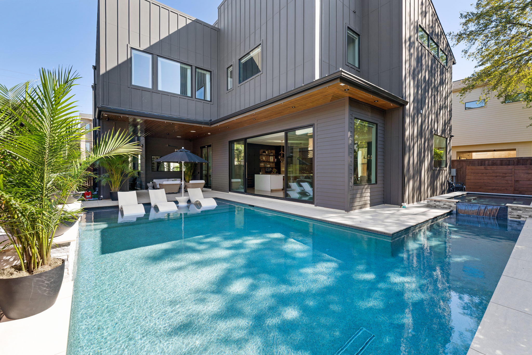 Exterior renovation Houston — Matt Baker Contracting