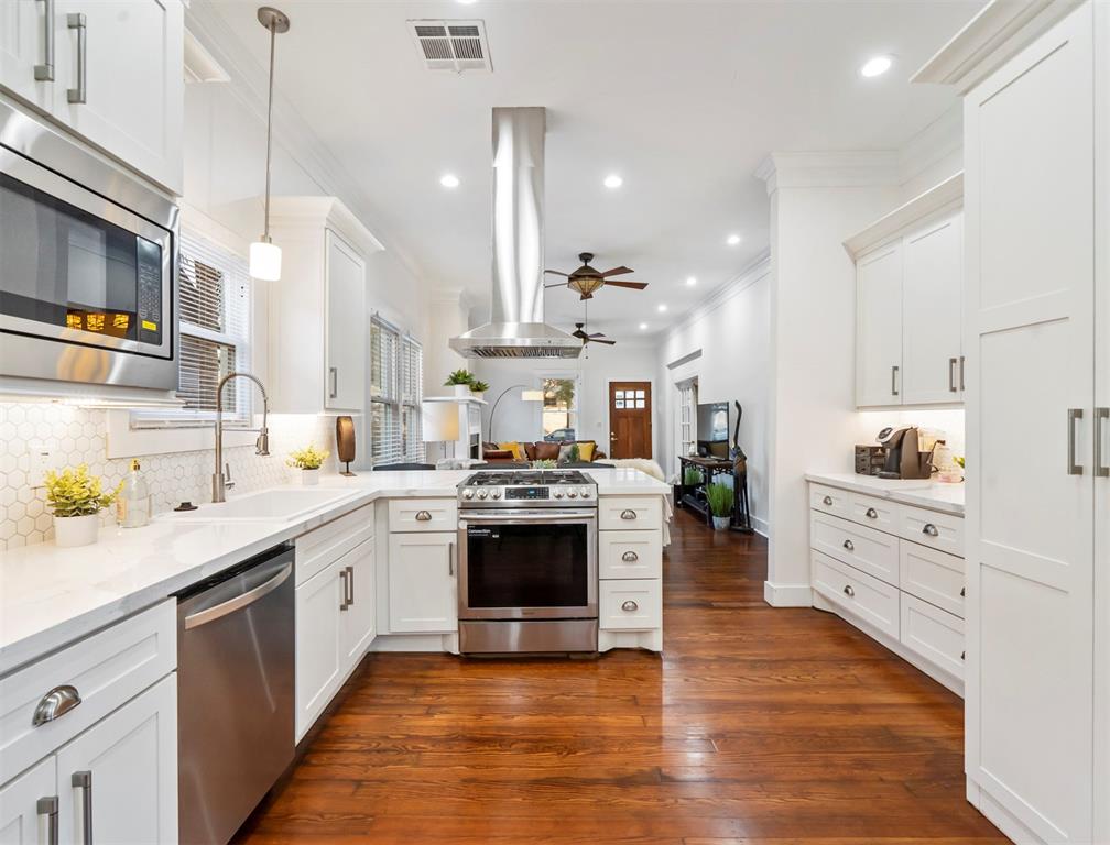 Kitchen renovation detail — Matt Baker Contracting