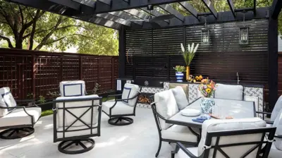 Outdoor Living Area Photo